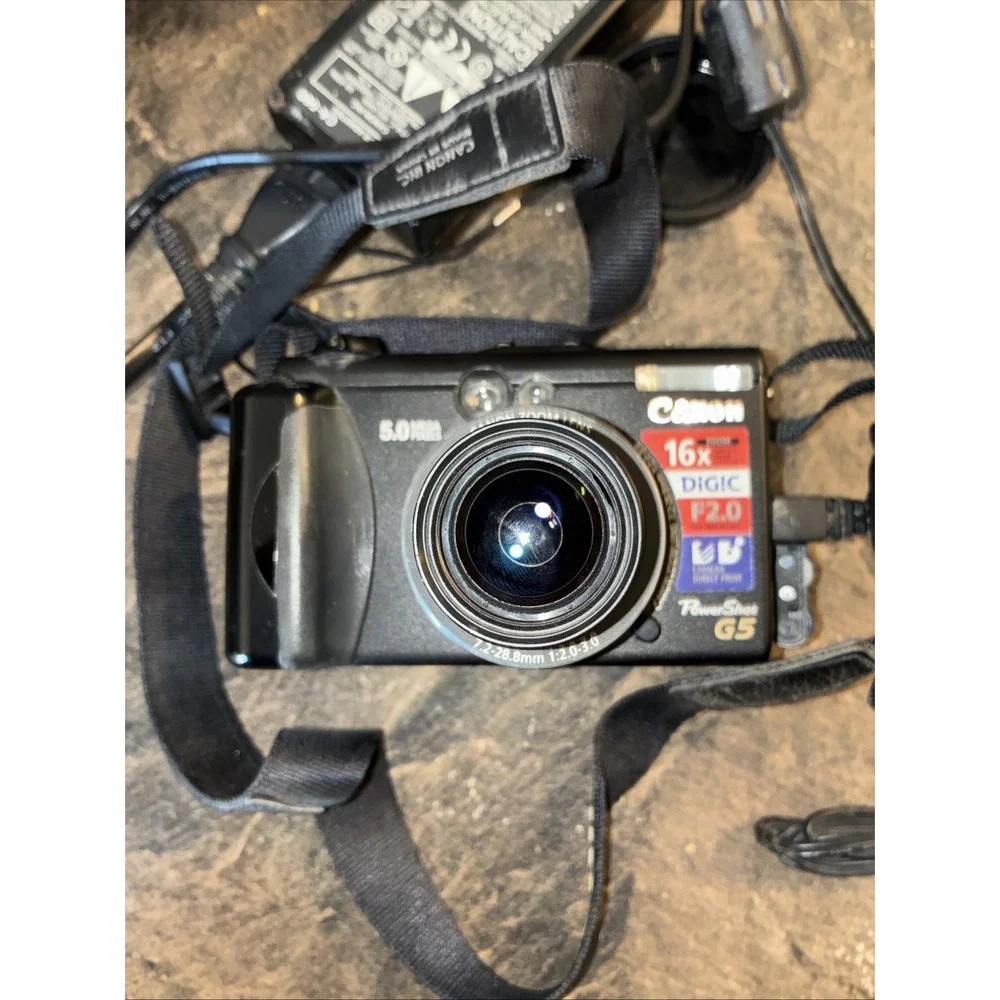 Canon Powershot G5 Black 5 Mega Pixels Digital Camera w/16x Optical With Charger